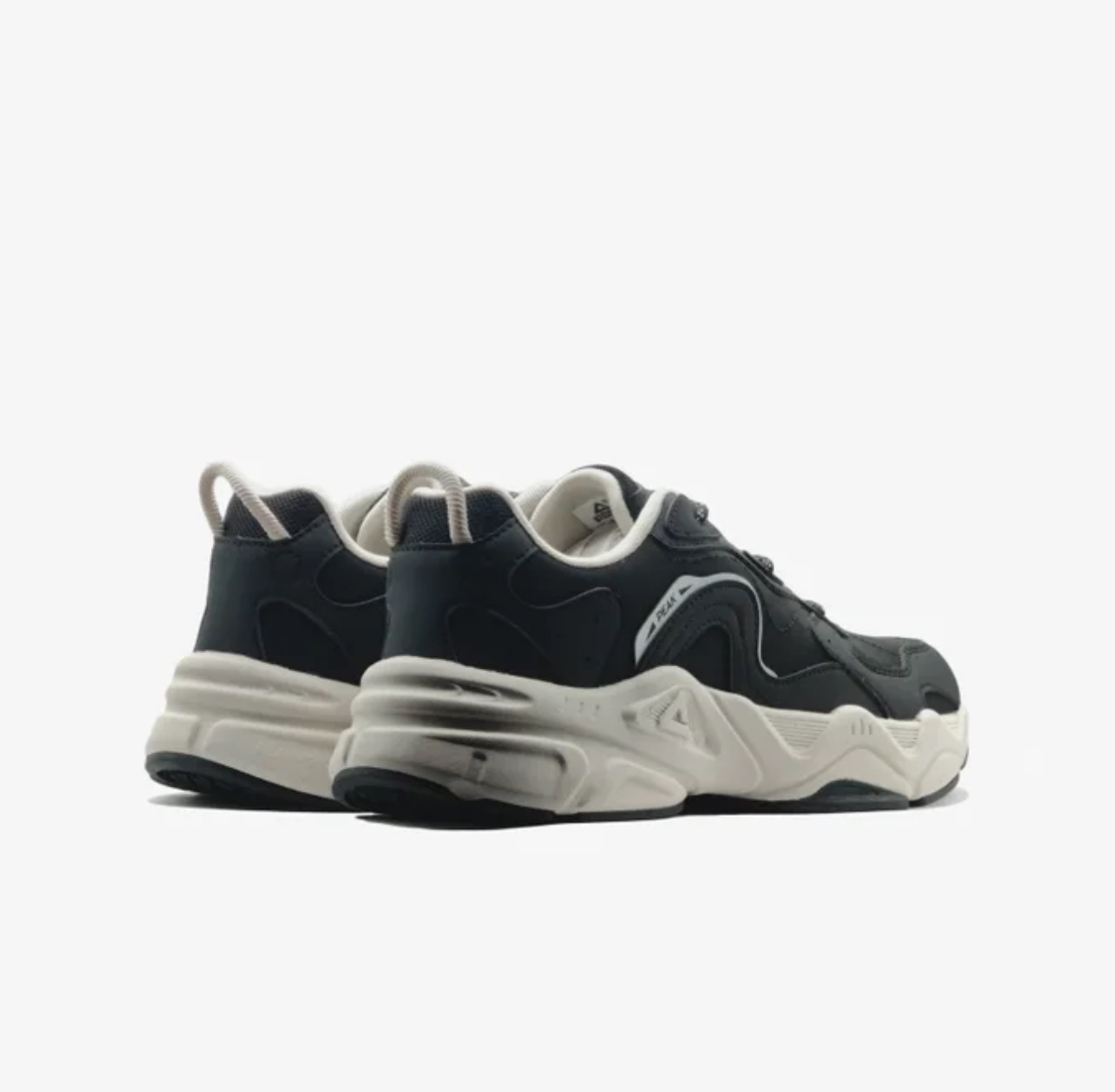 PEAK RETRO BLACK WHITE 