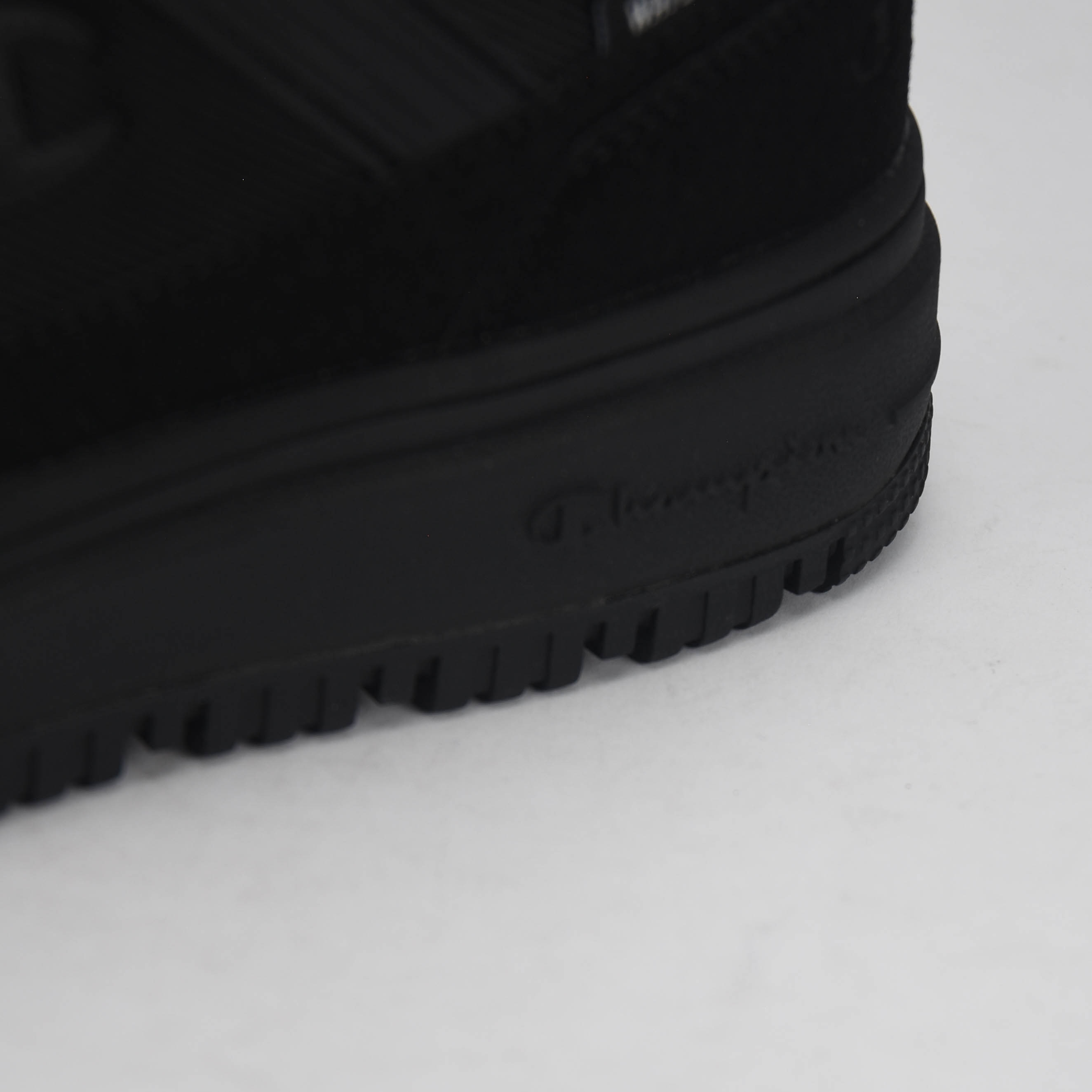 Champion Rebound18 Low Utility WaterProof