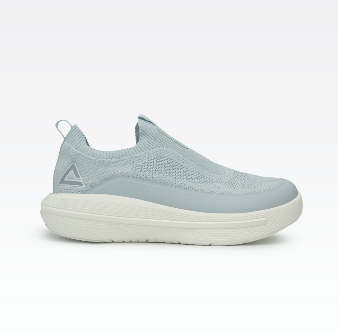 PEAK SPORT BLUE WHITE £