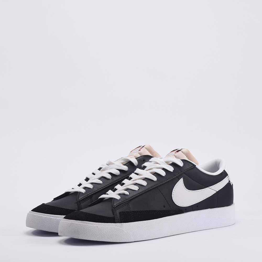 Nike Blazer Low 77 Vintage Black White