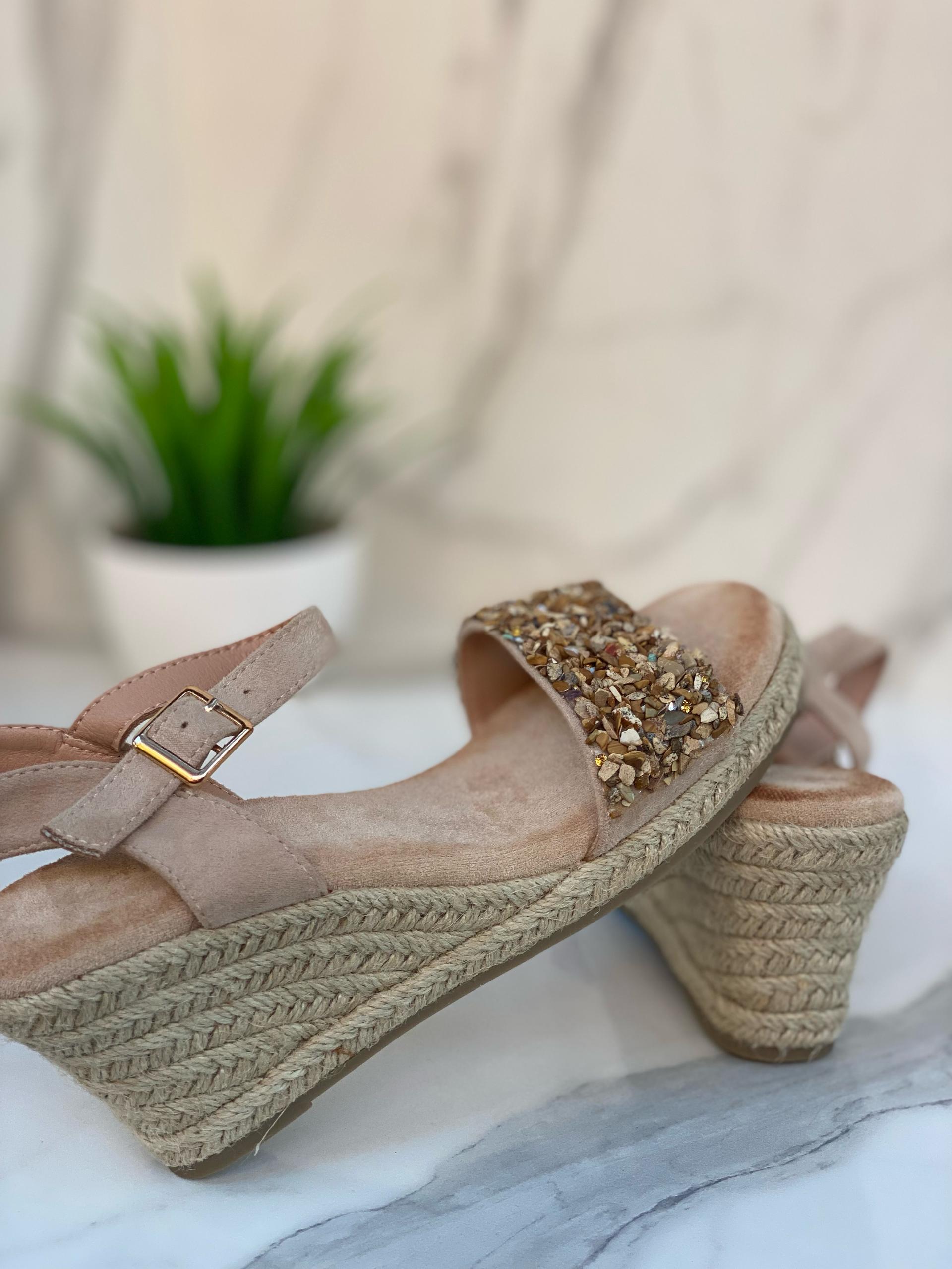 Sandales compensées beige – Modèle Bohème Lumière