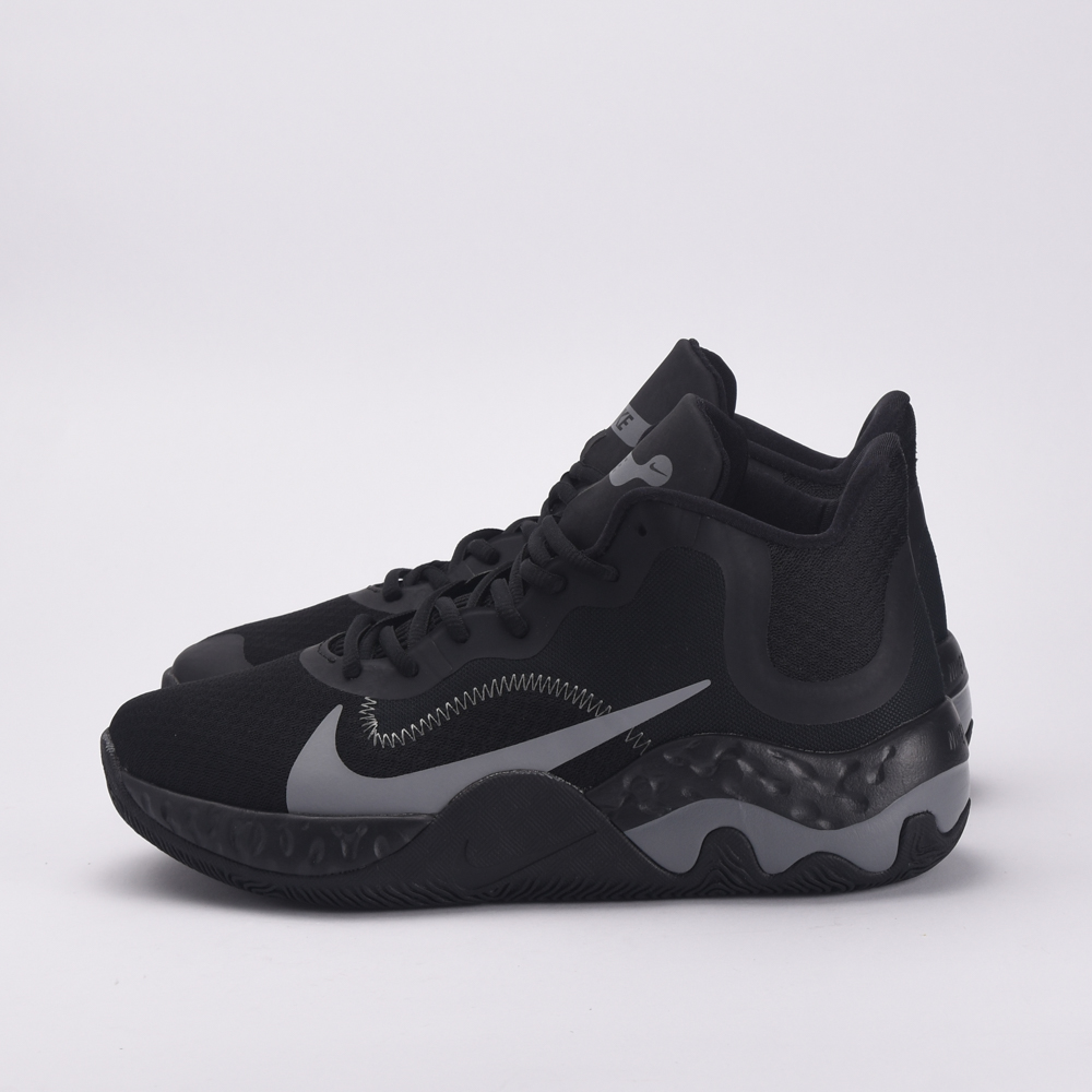 Nike Renew Elevate NBK de couleur "Smoke Grey"