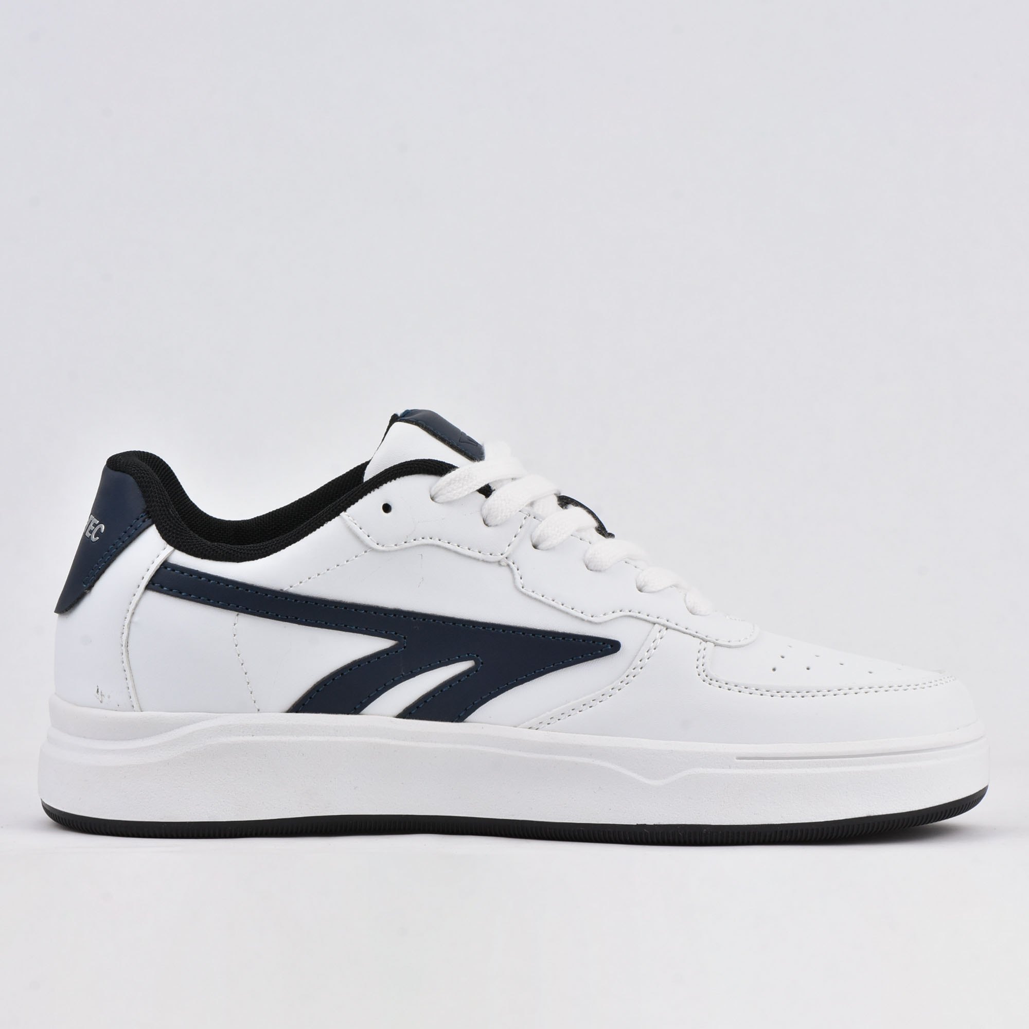 VASITY COURT WHITE/NAVY/BLACK HI TEC