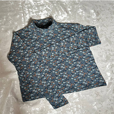 COL ROULé à fleurs