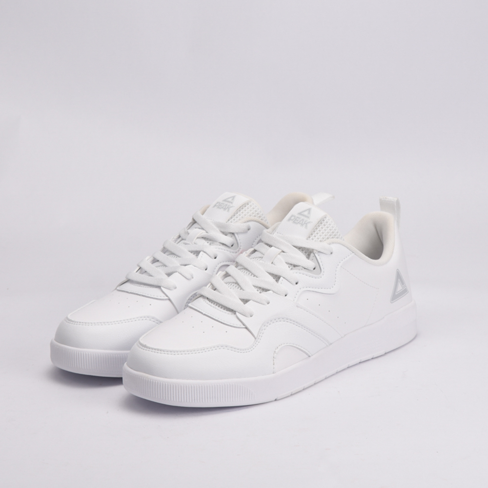 PEAK FOOTWEAR