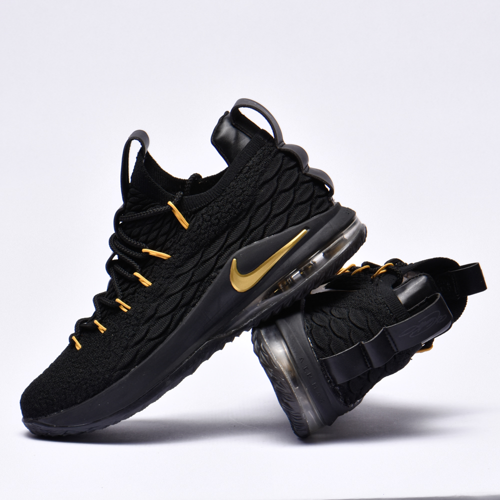 Nike LeBron 15 Low EP 'Triple Black'