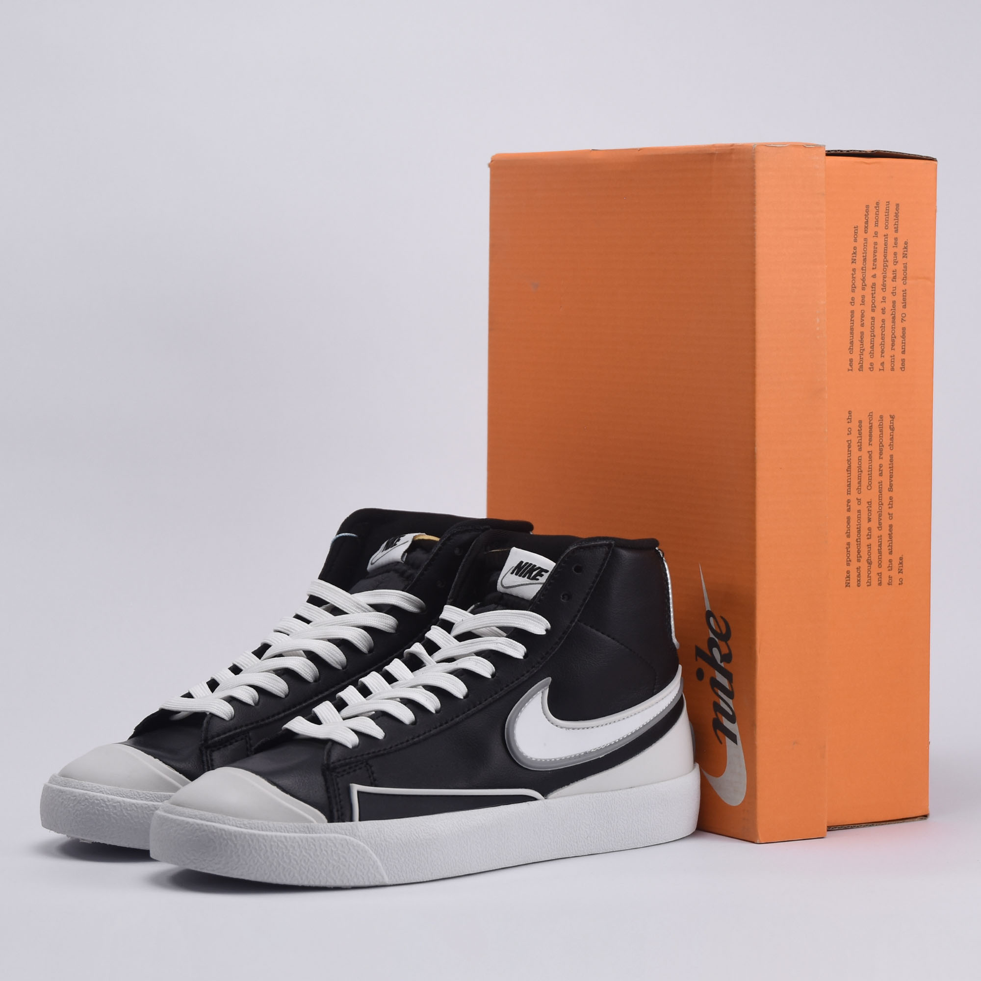 Nike Blazer Mid '77 Infinite Black n White