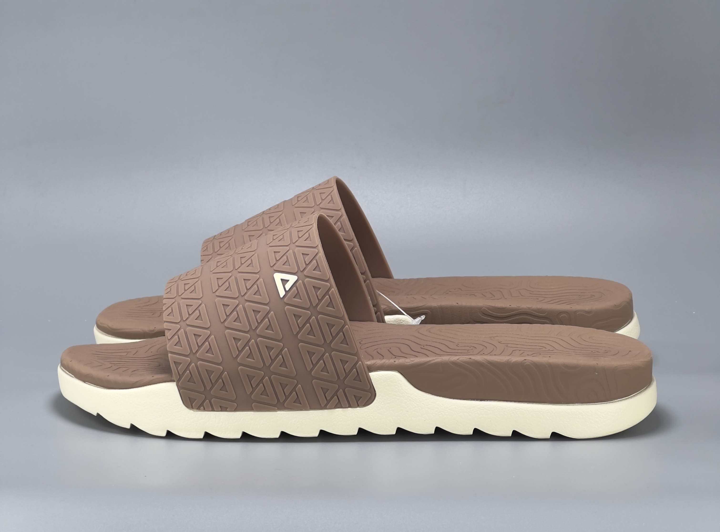 PEAK SLIPERS BROWN