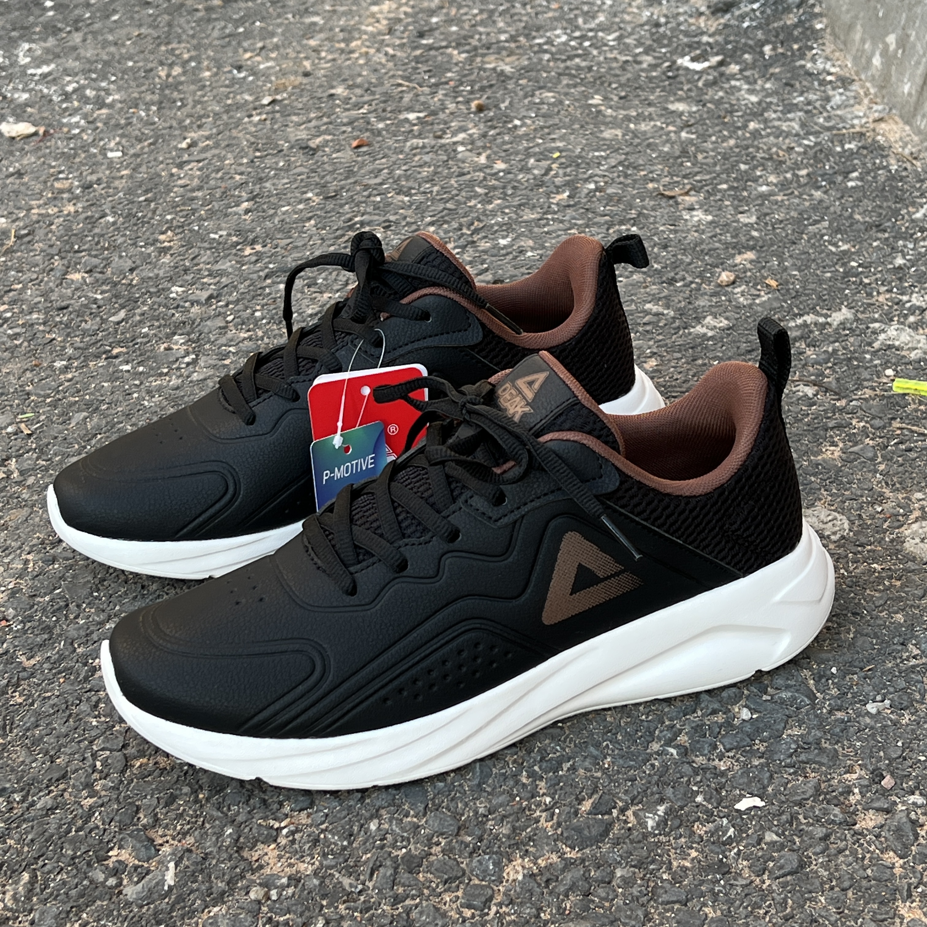 PEAK WALKING BLACK BROWN *