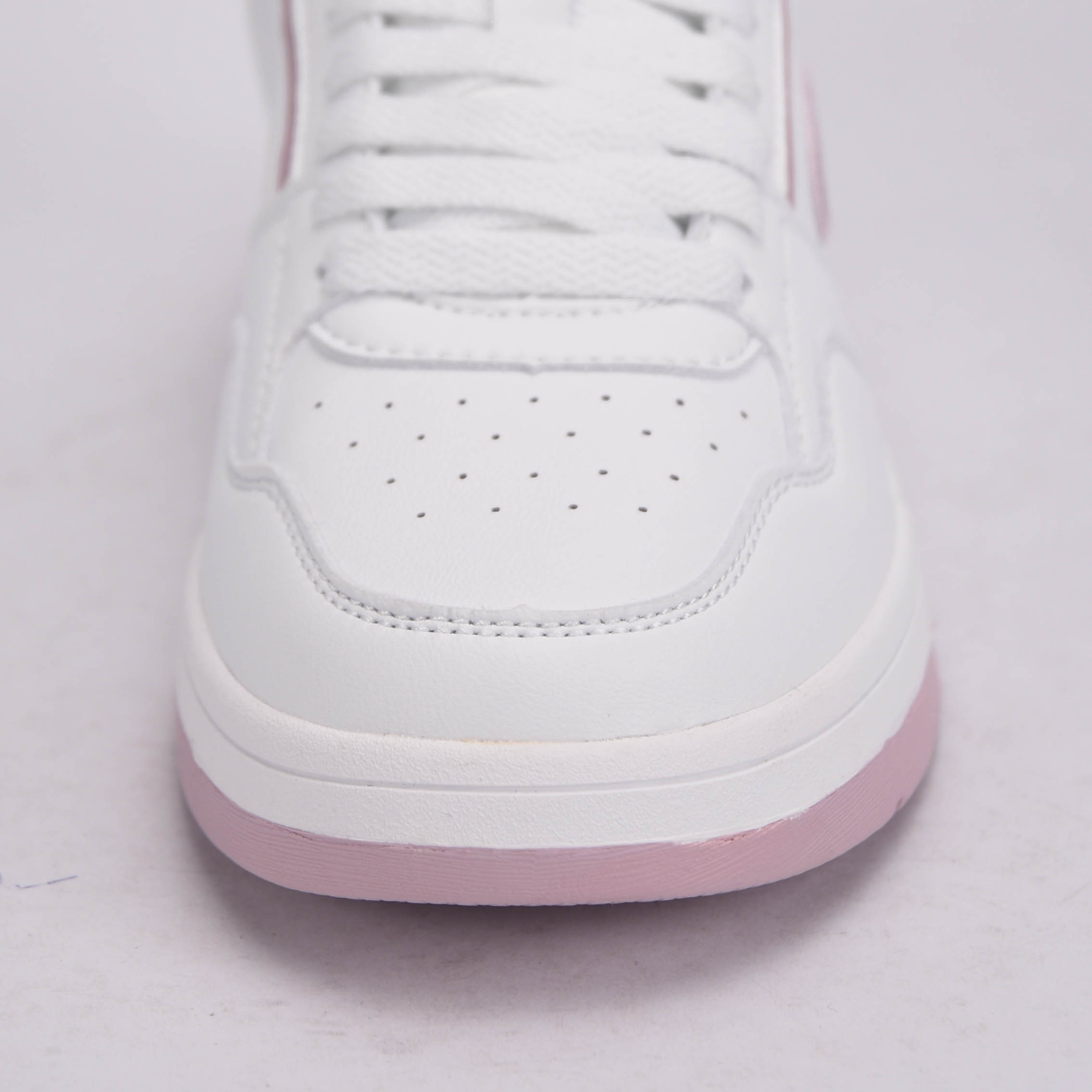 champion Rd18 heritage perf wns low cut