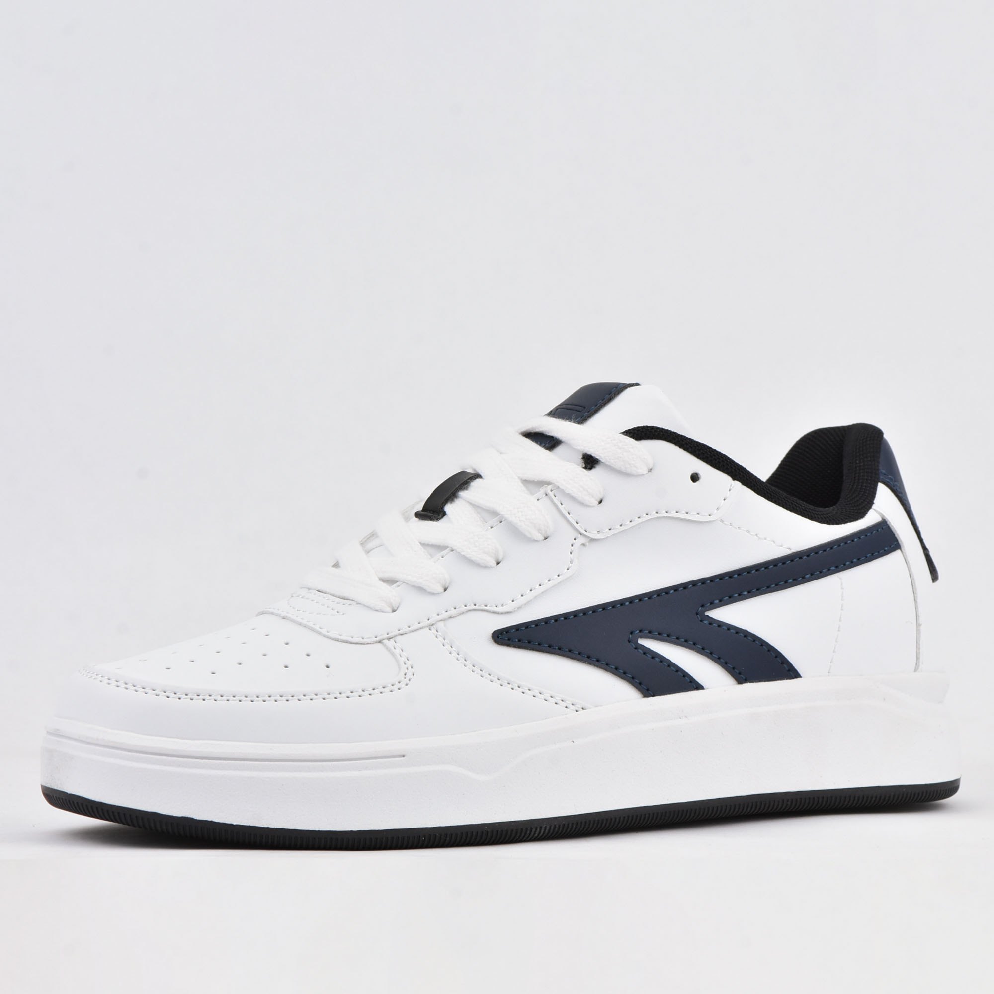 VASITY COURT WHITE/NAVY/BLACK HI TEC