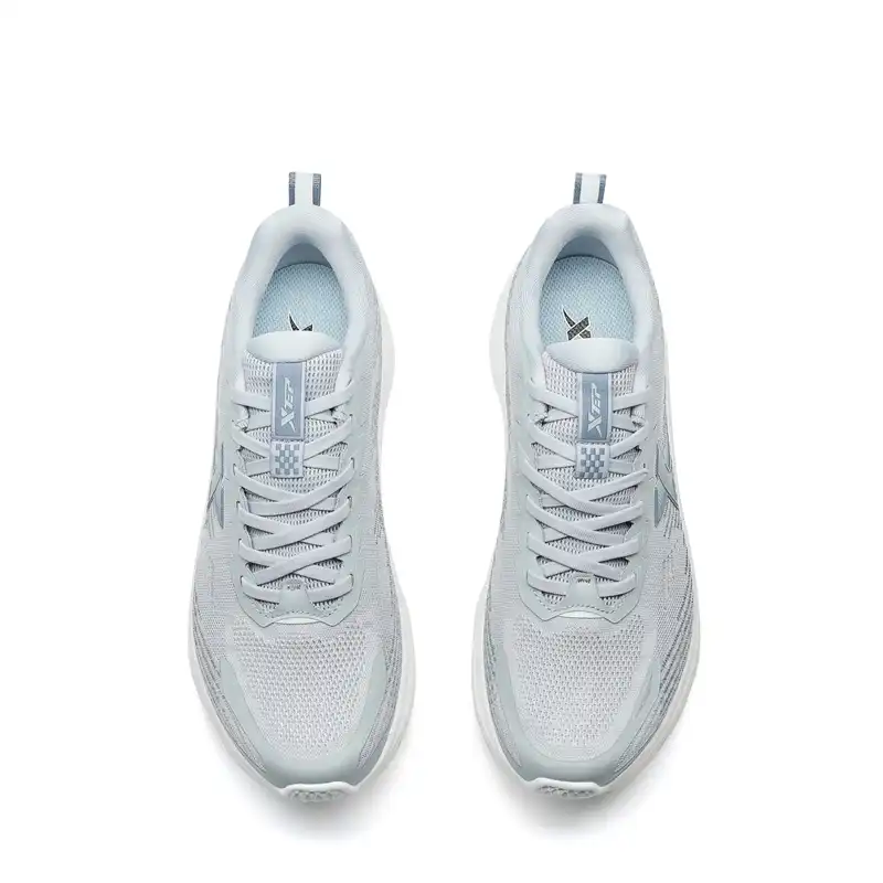 Sneakers 1.0
