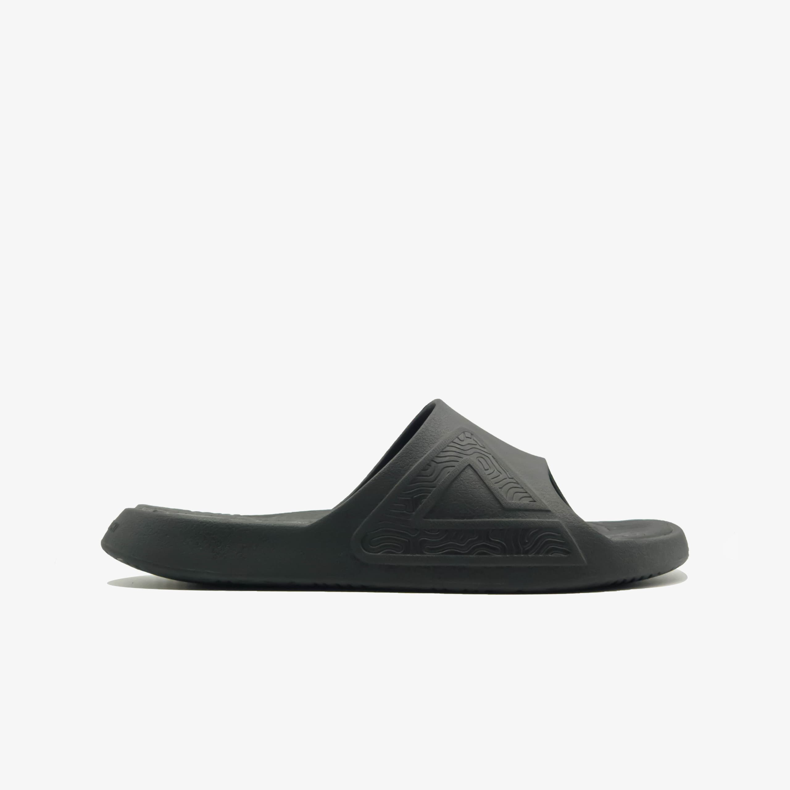 PEAK SLIPERS ALL BLACK 