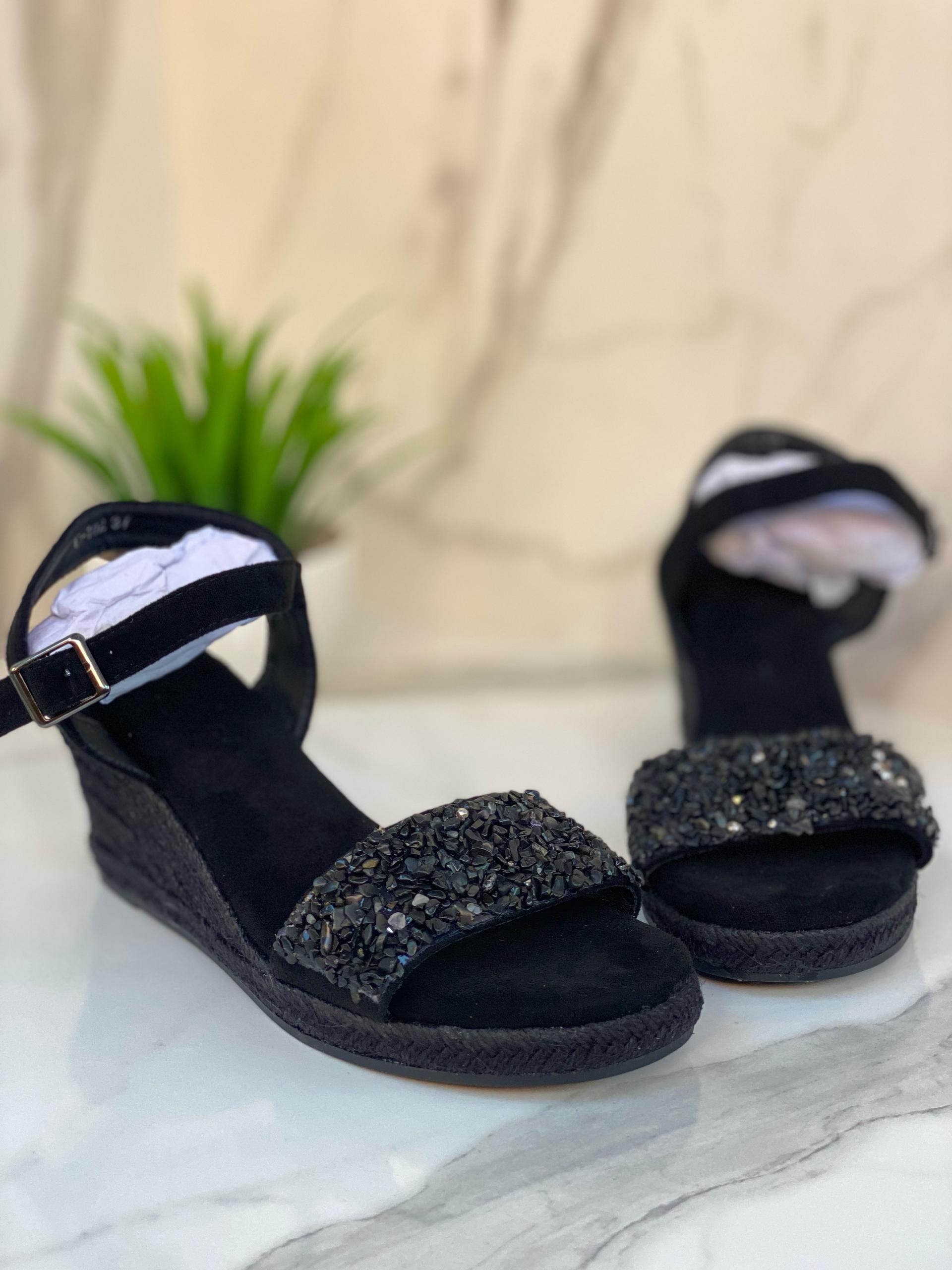 Sandales compensées noires à strass – Modèle Nuit Chic