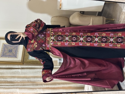 ثوب  سلطانة الخمري