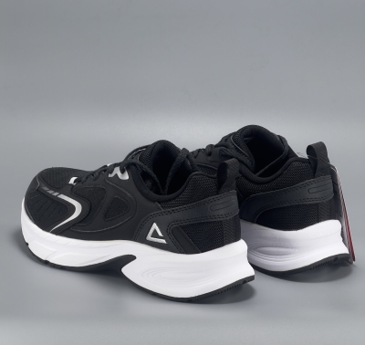 Peak CUSHION RUNNING SHOES Black 