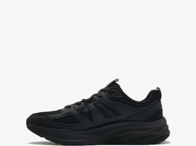 PEAK SHOES BLACK £