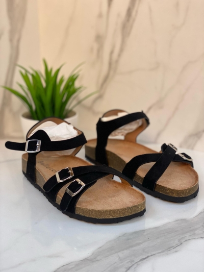 Sandales Noires Femme à Brides Multiples et Boucles Métalliques