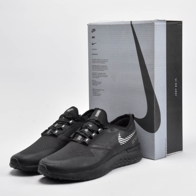 Nike Odyssey React Shield 2 Noir