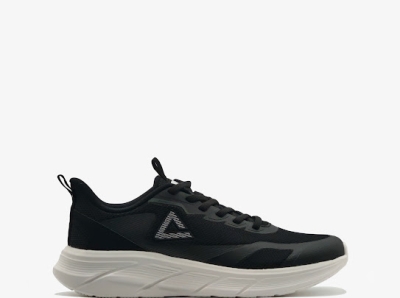 PEAK RUNNING BLACK MILKY WHITE £