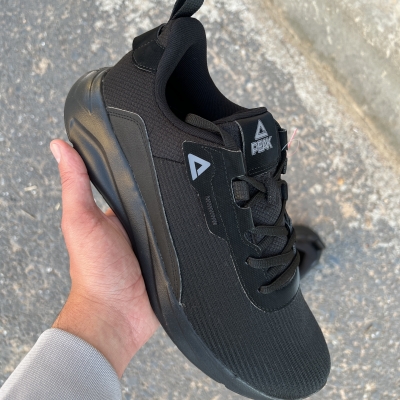 PEAK WALKING BLACK *