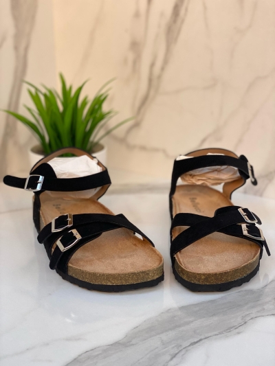 Sandales Noires Femme à Brides Multiples et Boucles Métalliques