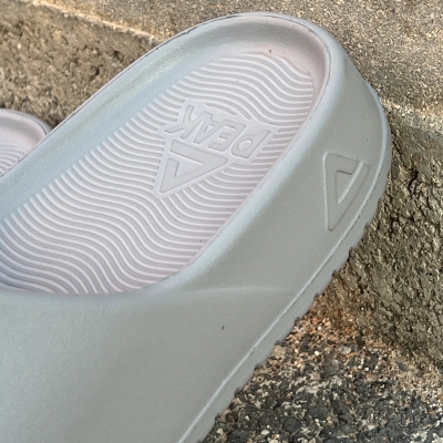 PEAK SLIPERS GREY 