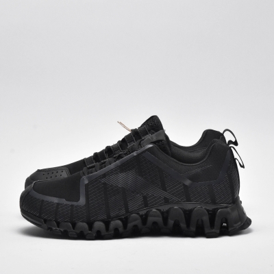 REEBOK ZIGWILD TR 6