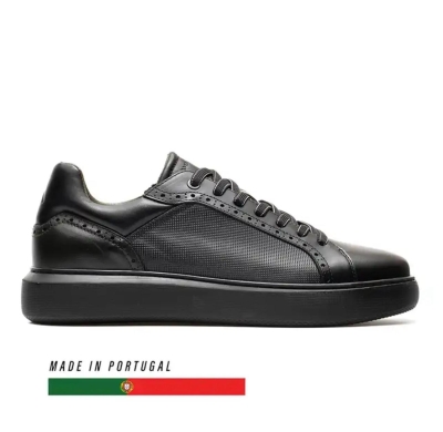 Eclipse Black