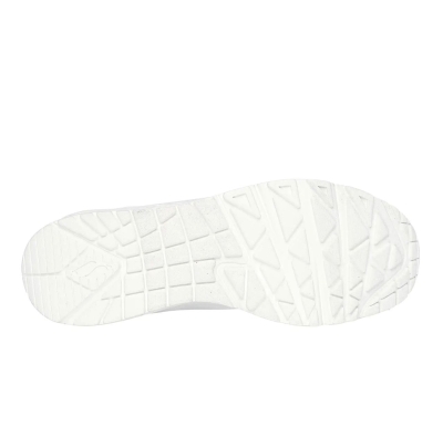 Uno – Suited On Air