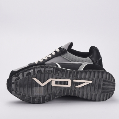 VO7 FOOTWEAR