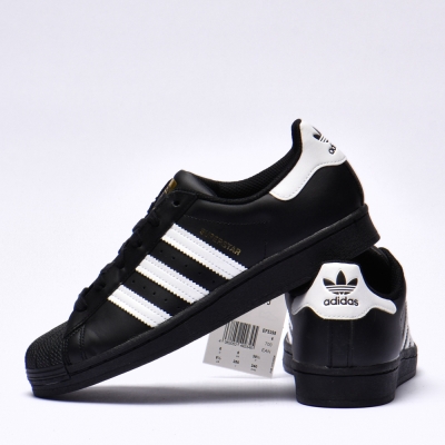 ADIDASSUPERSTAR J
