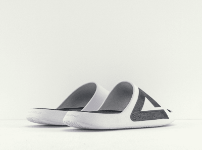 PEAK SLIPER WHITE BLACK 