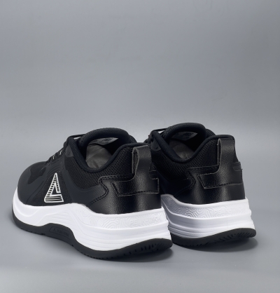 PEAK RUNNING SHOES BLACK WHITE 