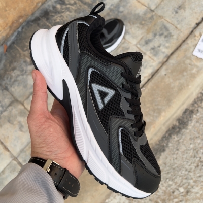 PEAK CASUAL BLACK MAGNETIC GREY 